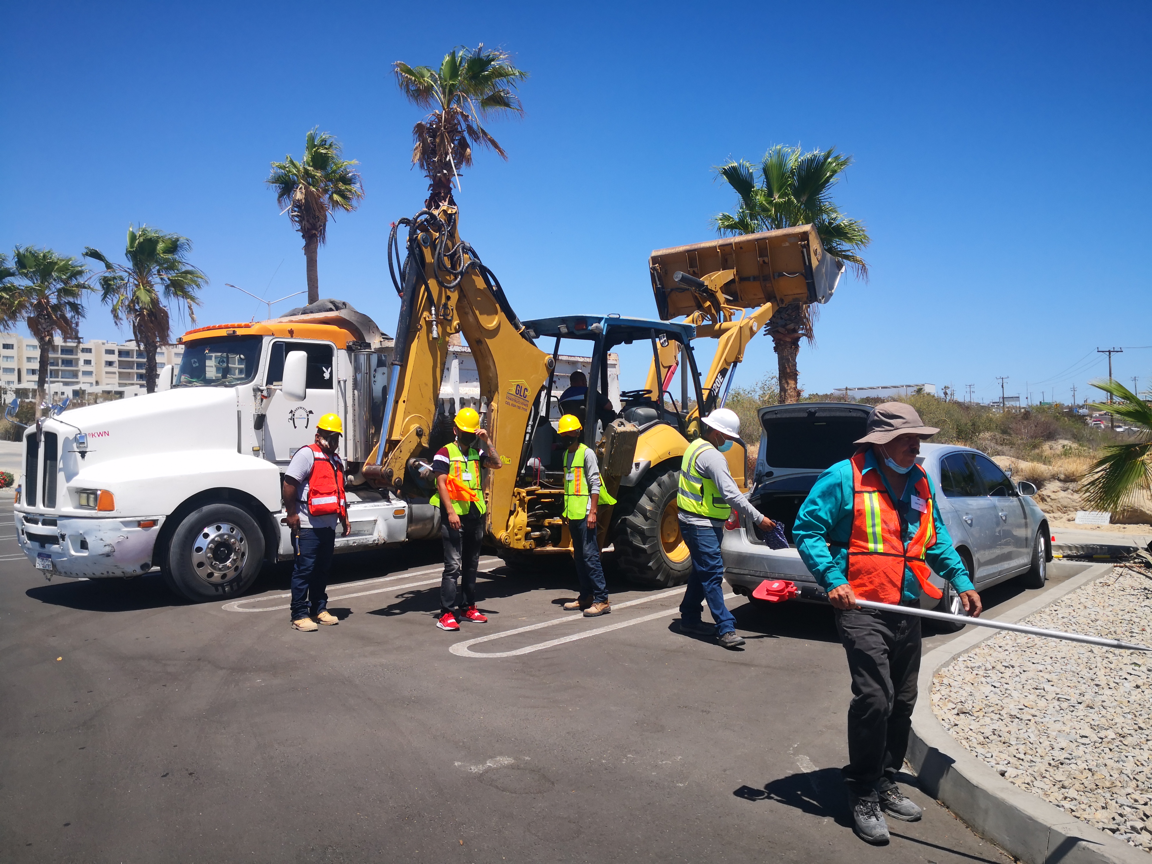Maquinaria y Terracerías